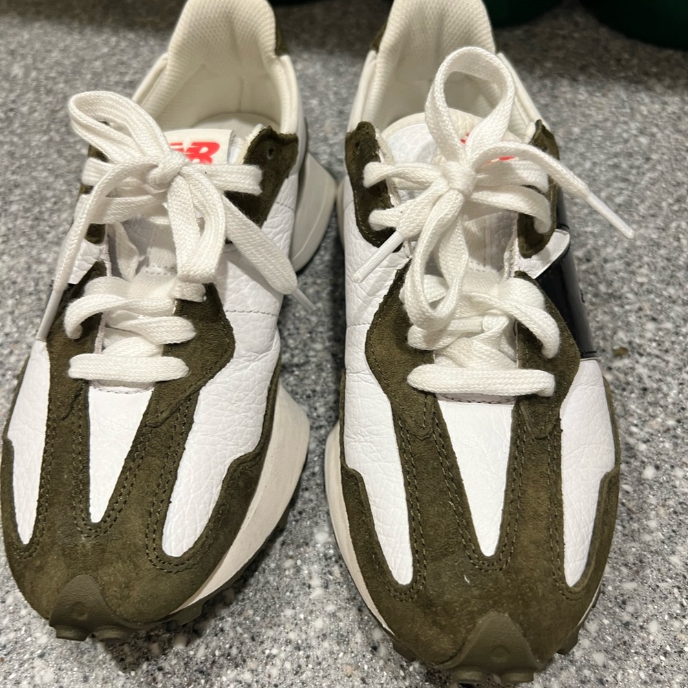 New Balance Olive Green White Black Retro Runner Sneakers - Picture 3 of 11